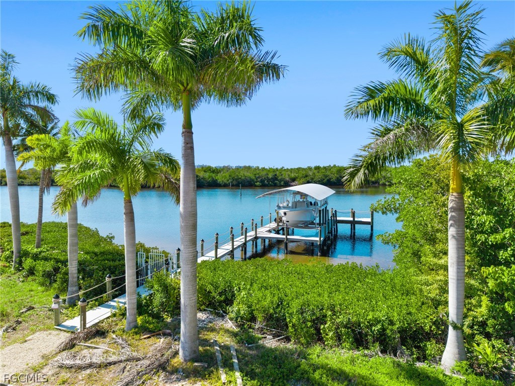6901 Deep Lagoon Lane Fort Myers FL 33919 2026006706 image9