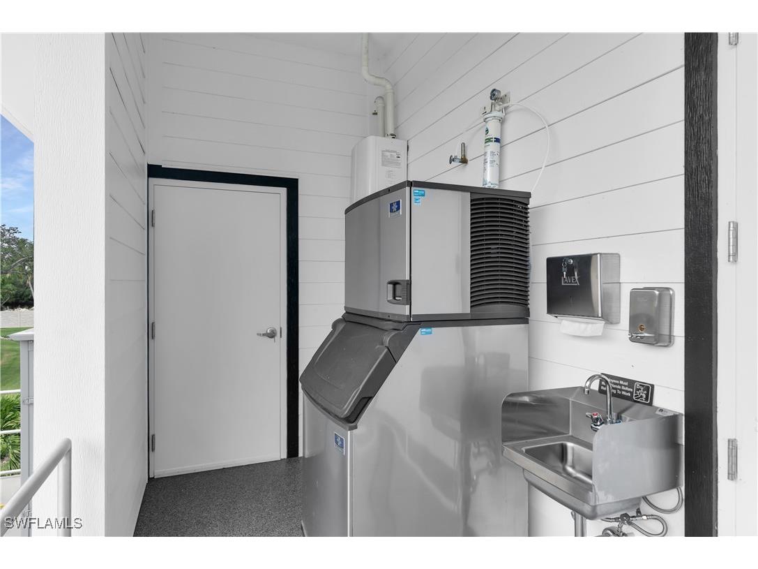 6901 Hendry Creek Drive Fort Myers FL 33908 225080265 image20