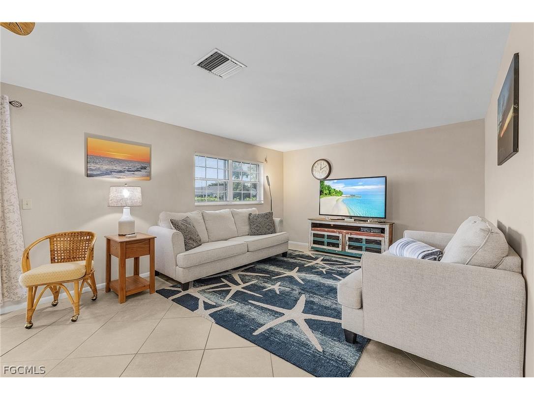 6907 Birdie Way Fort Myers FL 33919 2026006849 image11