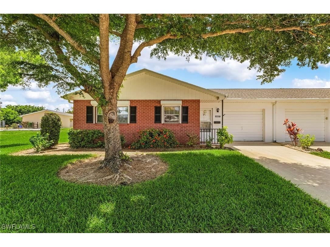 6907 Birdie Way Fort Myers FL 33919 225055019 image1