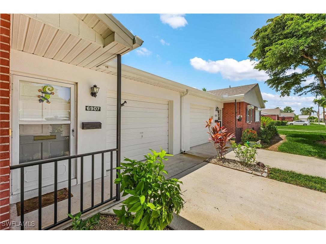 6907 Birdie Way Fort Myers FL 33919 225055019 image3