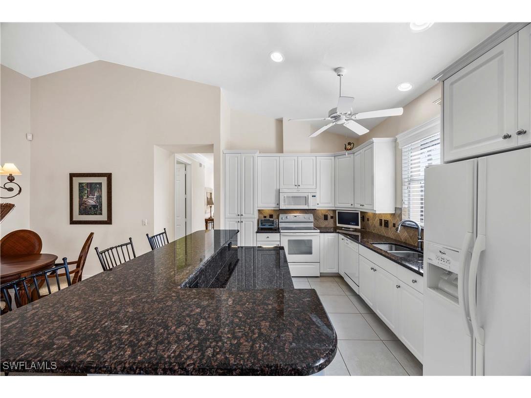 691 92nd Avenue N Naples FL 34108 226005477 image4