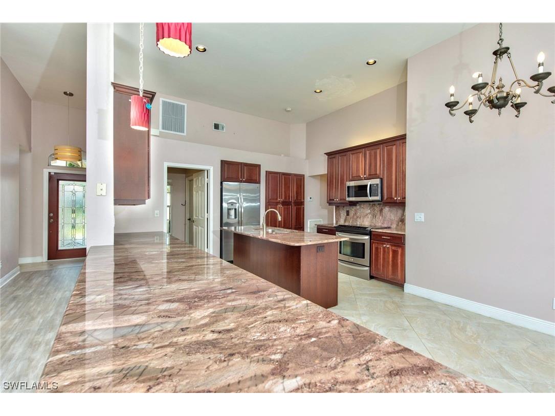 691 Melville Court Naples FL 34104 223087611 image1