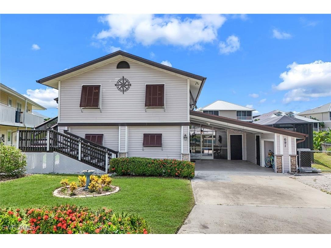 691 Palm Avenue Goodland FL 34140 225069701 image1