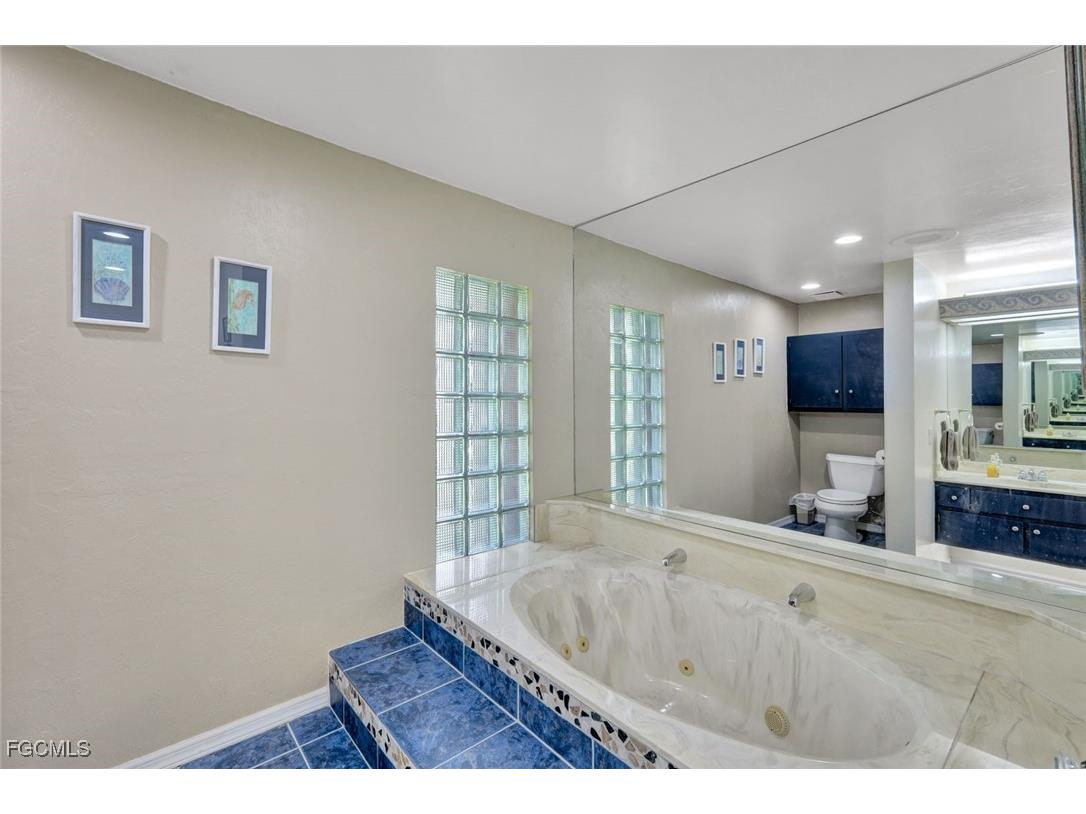 6910 Circle Drive Fort Myers FL 33905 2025017447 image17