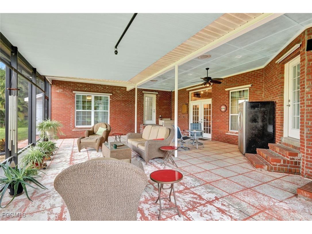 6910 Circle Drive Fort Myers FL 33905 2025017447 image31