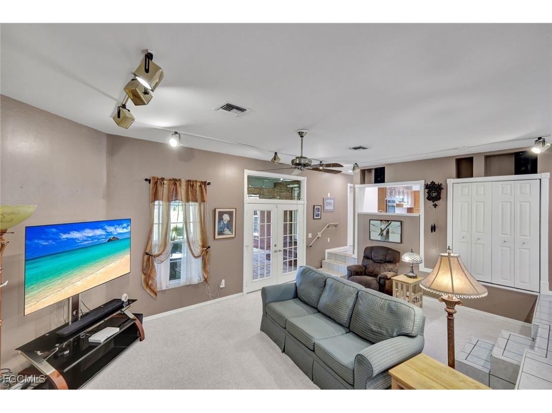 6910 Circle Drive Fort Myers FL 33905 2025017447 image6