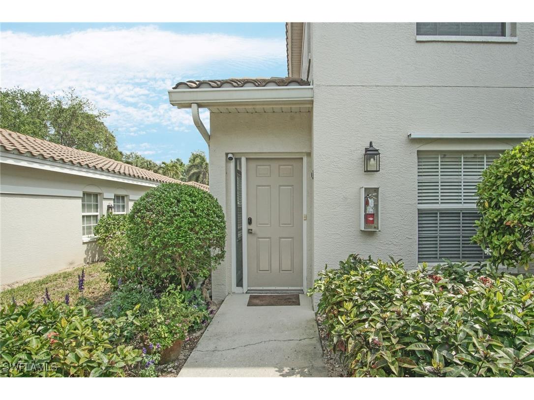 6910 Satinleaf Road N #204 Naples FL 34109 225034085 image4