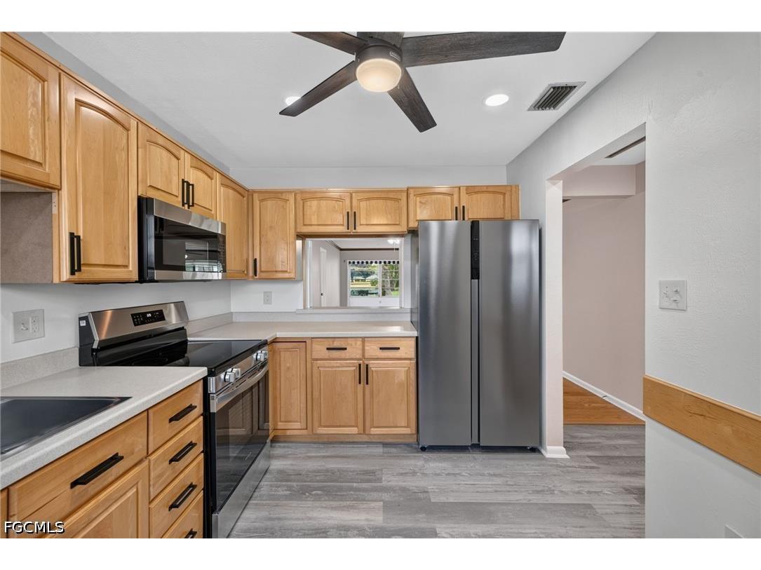 6913 Birdie Way Fort Myers FL 33919 2026030573 image10