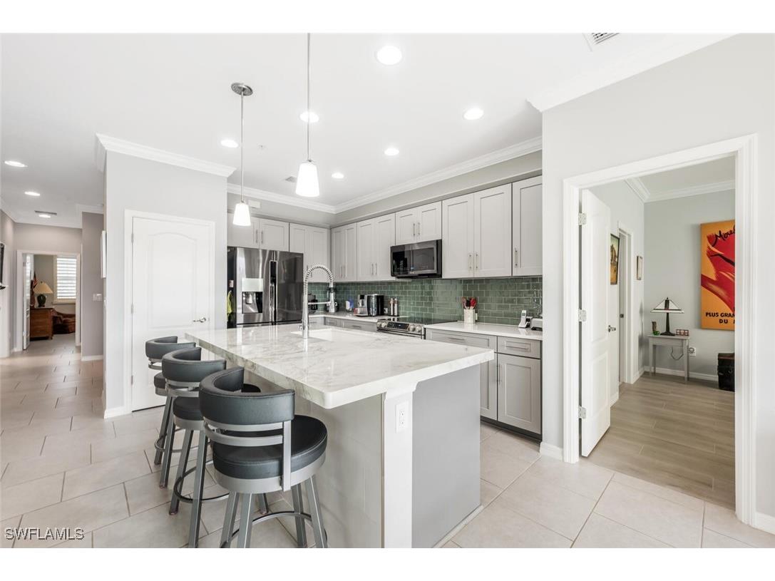 6916 Avalon Circle #108 Naples FL 34112 225067618 image3