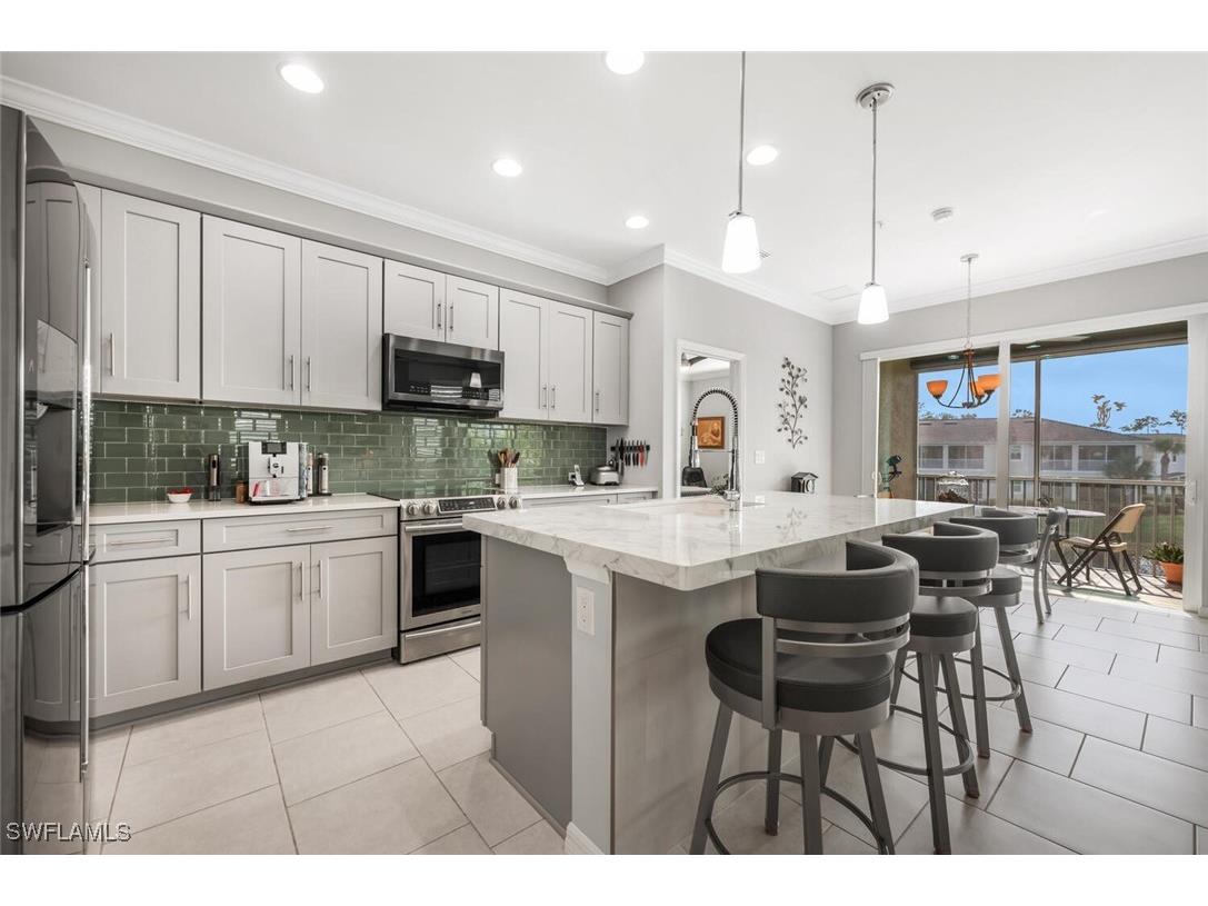 6916 Avalon Circle #108 Naples FL 34112 225067618 image4