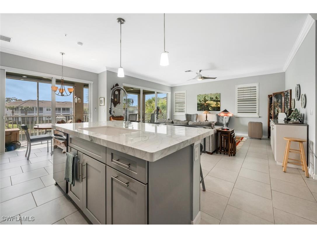 6916 Avalon Circle #108 Naples FL 34112 225067618 image5