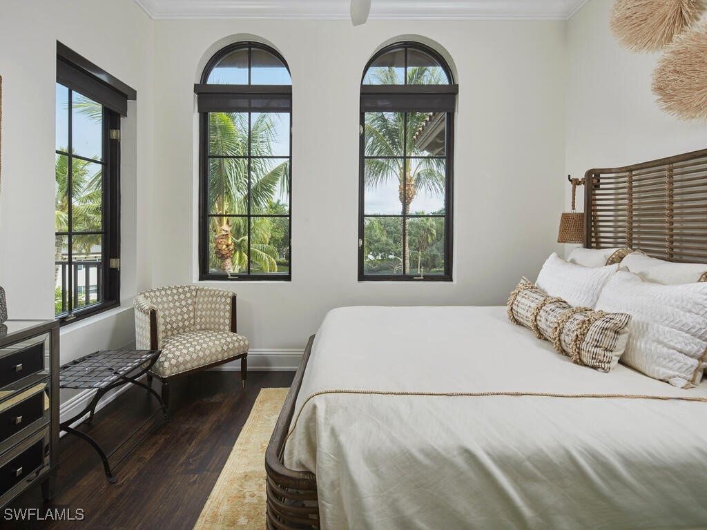 692 10th Avenue S Naples FL 34102 225073337 image18