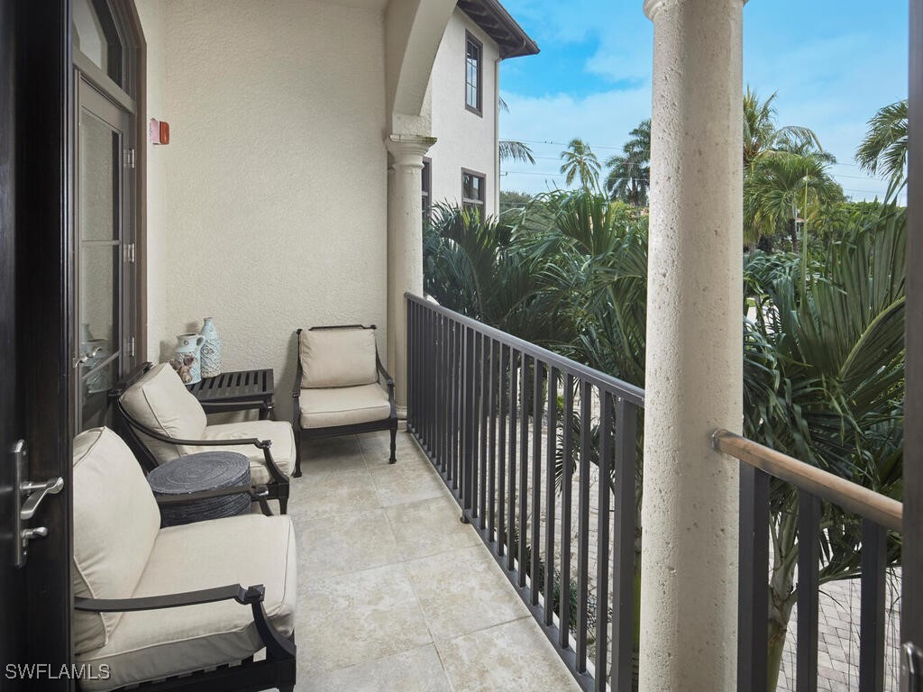 692 10th Avenue S Naples FL 34102 225073337 image19