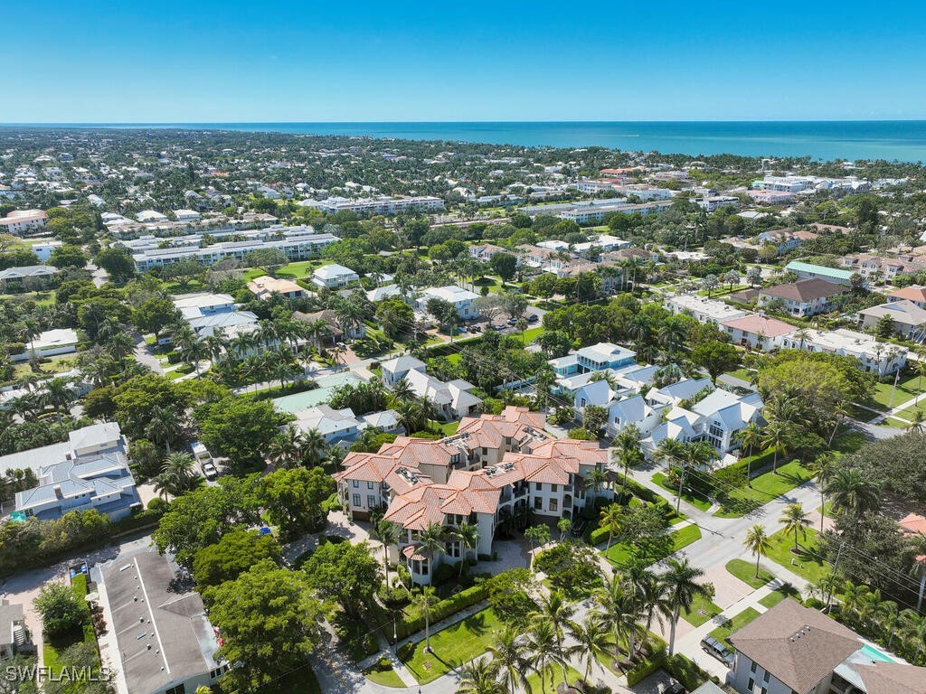 692 10th Avenue S Naples FL 34102 225073337 image25