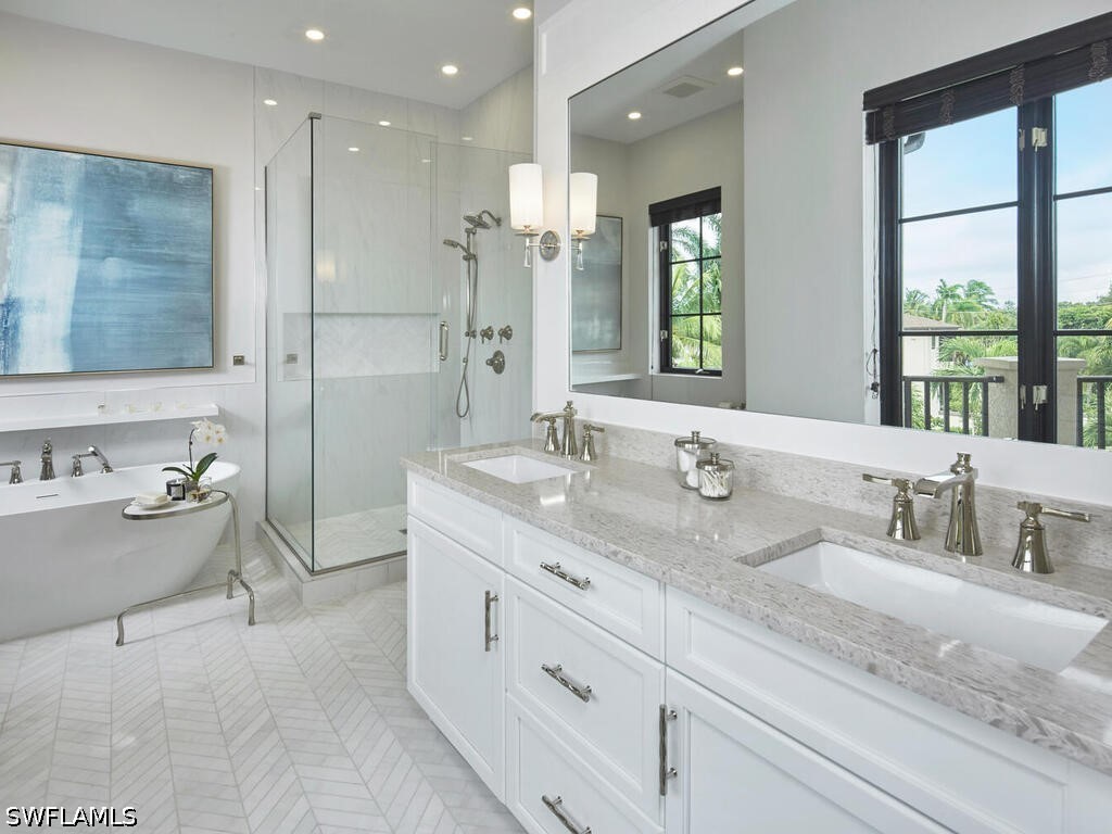 692 10th Avenue S Naples FL 34102 226019310 image11