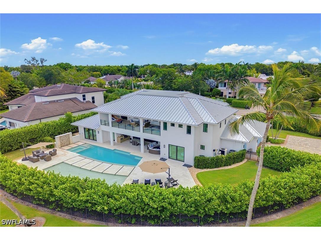 692 Banyan Boulevard Naples FL 34102 226025723 image11