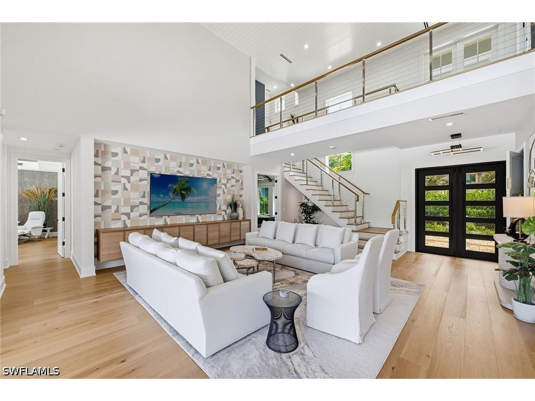692 Banyan Boulevard Naples FL 34102 226025723 image4