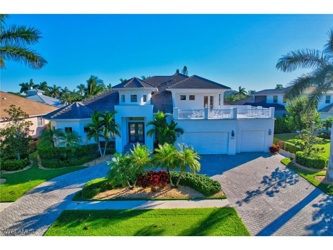 692 Thrush Court Marco Island FL 34145 223077373 image1