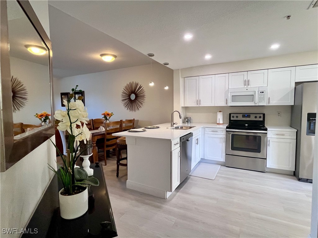 6920 Huntington Lakes Circle #103 Naples FL 34119 225080806 image1