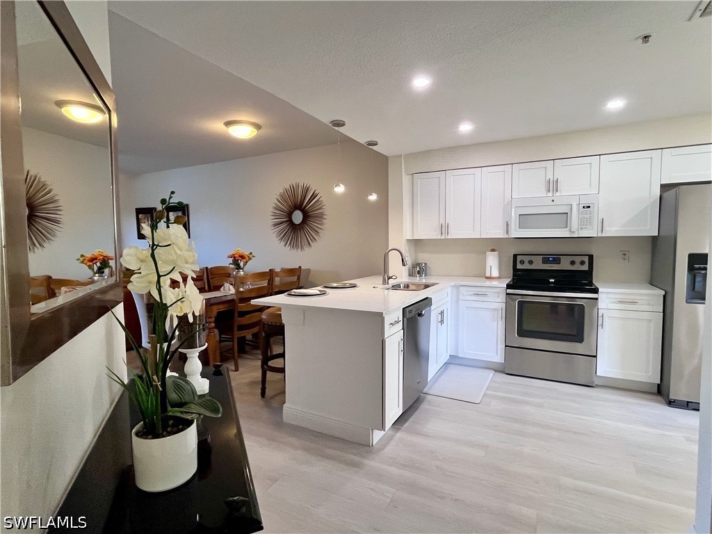 6920 Huntington Lakes Circle #103 Naples FL 34119 226022988 image1