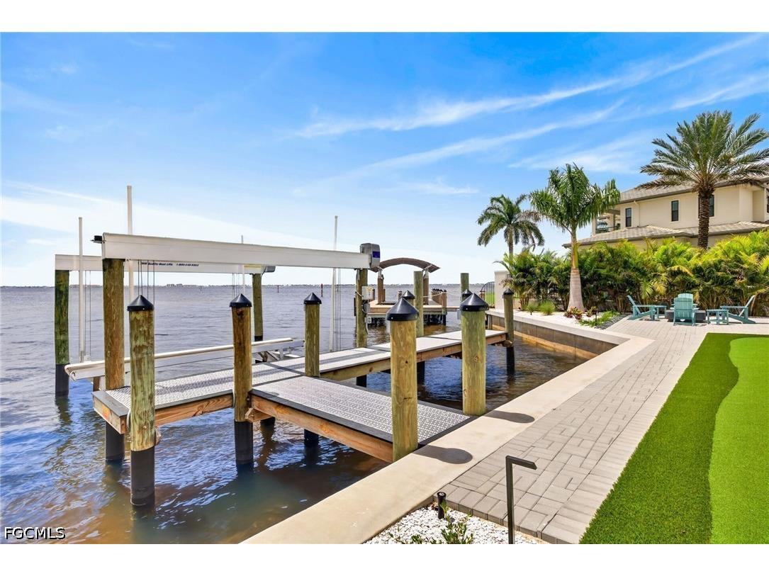 6924 Old Whiskey Creek Drive Fort Myers FL 33919 2026023672 image46