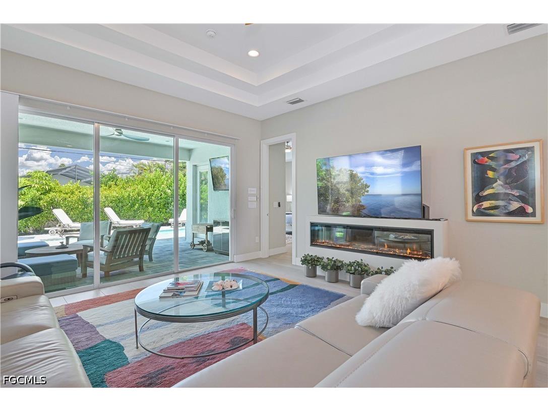 693 105th Avenue N Naples FL 34108 2026022992 image16