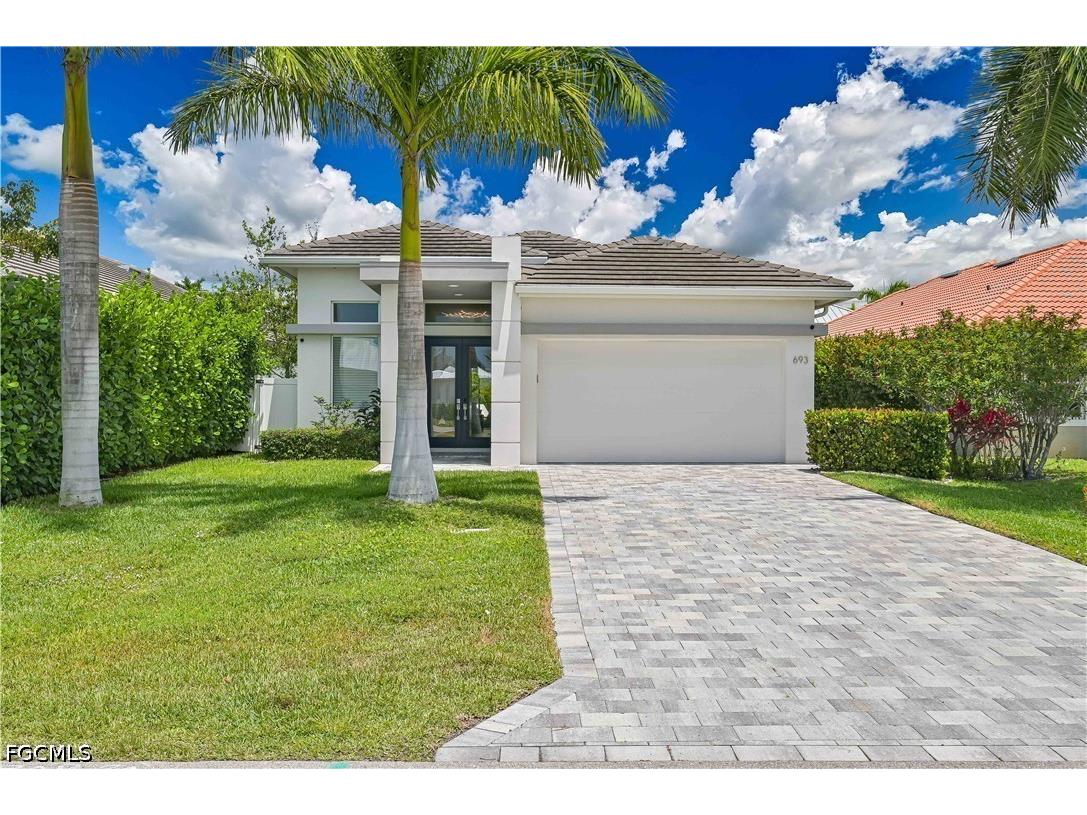 693 105th Avenue N Naples FL 34108 2026022992 image2