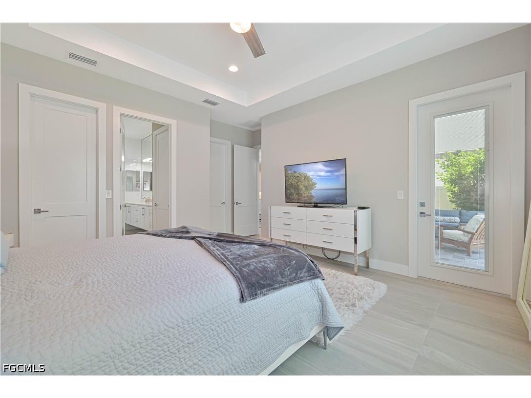 693 105th Avenue N Naples FL 34108 2026022992 image32