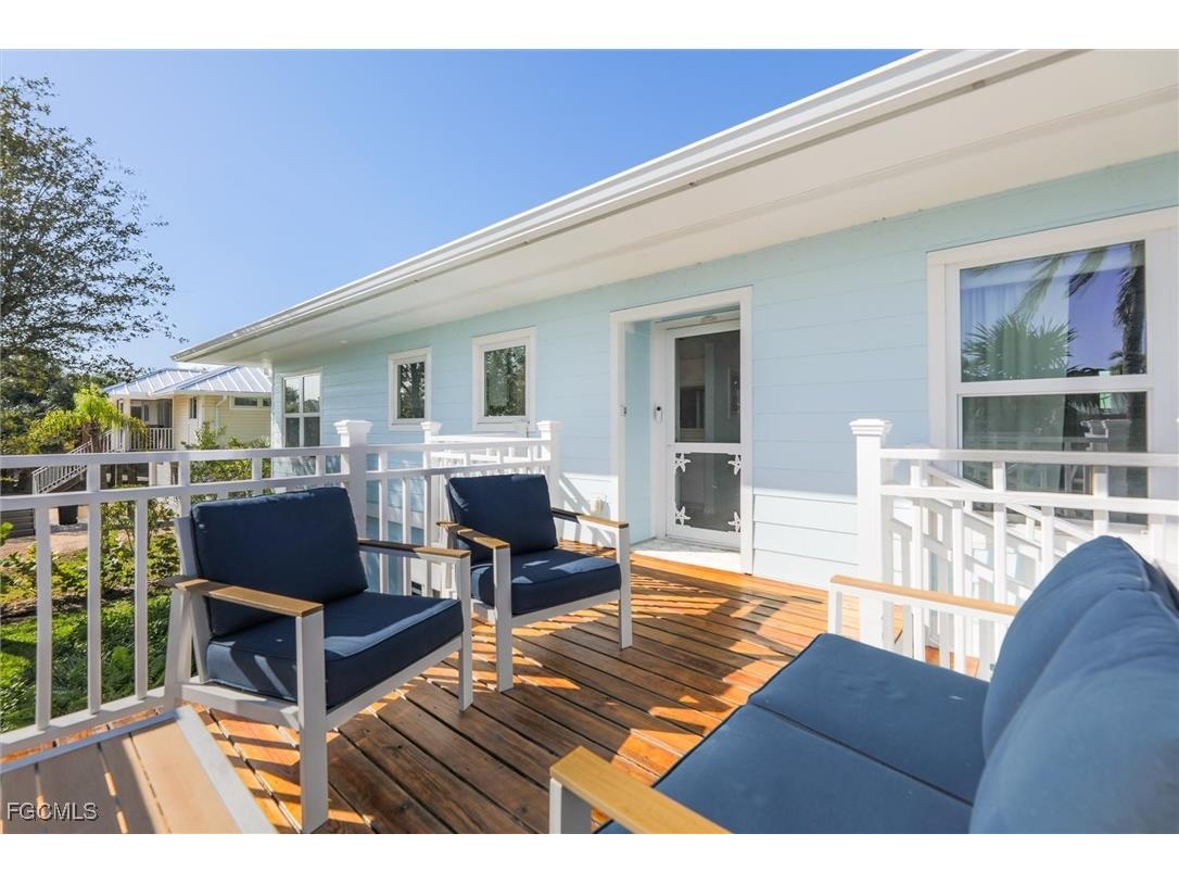 693 Emeril Court Sanibel FL 33957 2026003779 image21