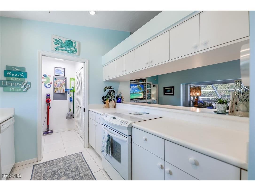 693 Emeril Court Sanibel FL 33957 2026003779 image26