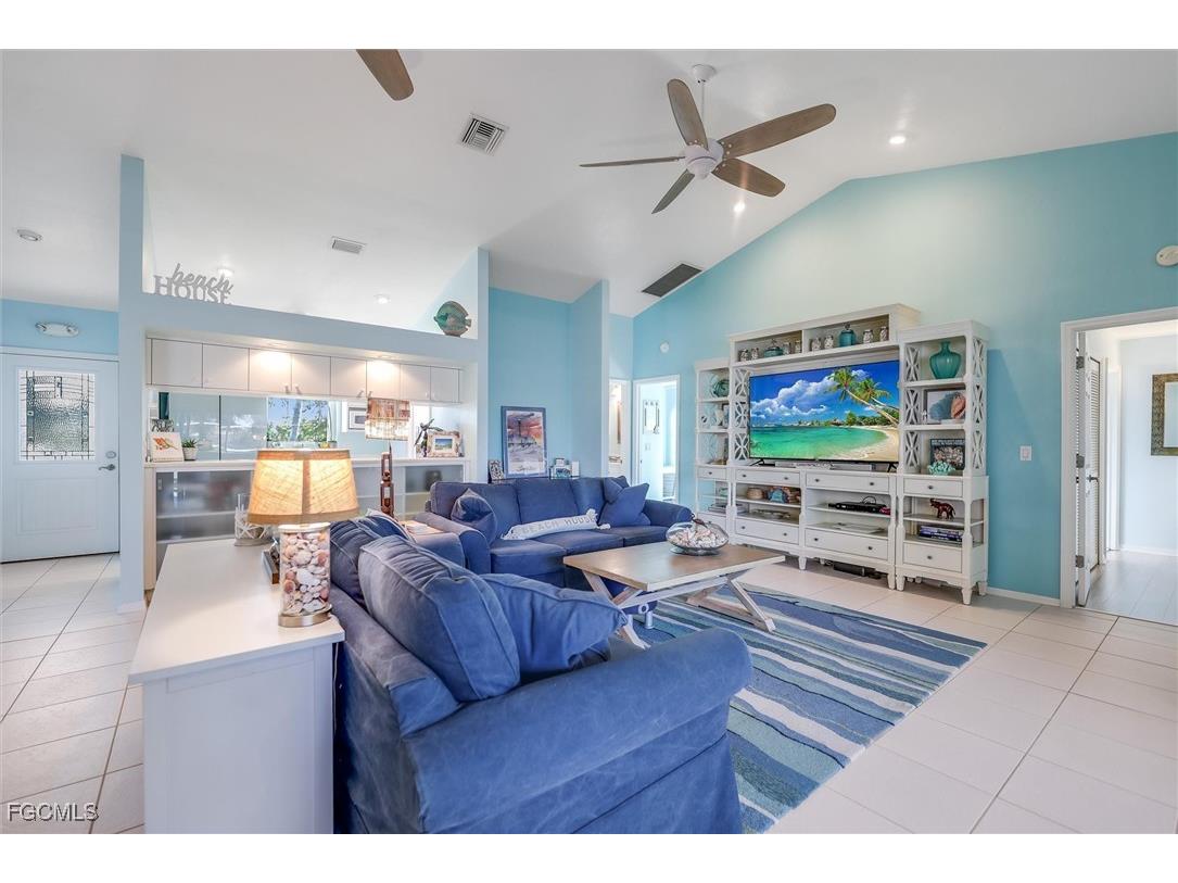 693 Emeril Court Sanibel FL 33957 2026003779 image35