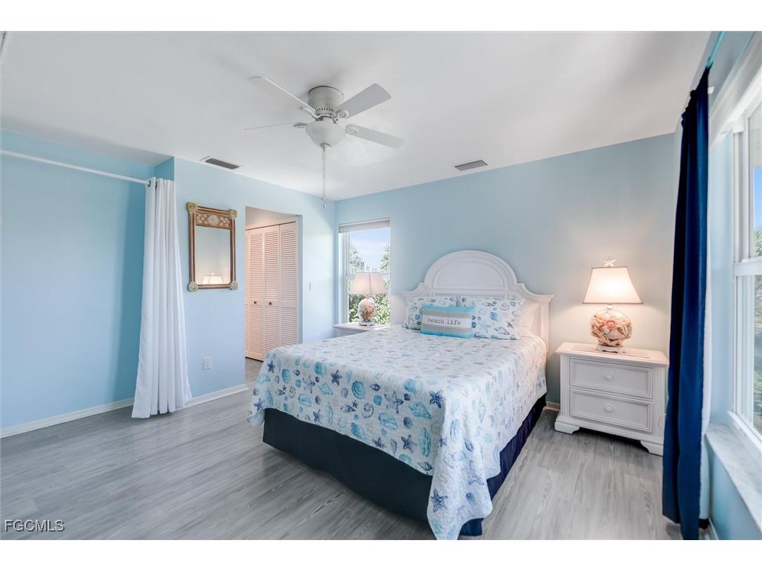 693 Emeril Court Sanibel FL 33957 2026003779 image38