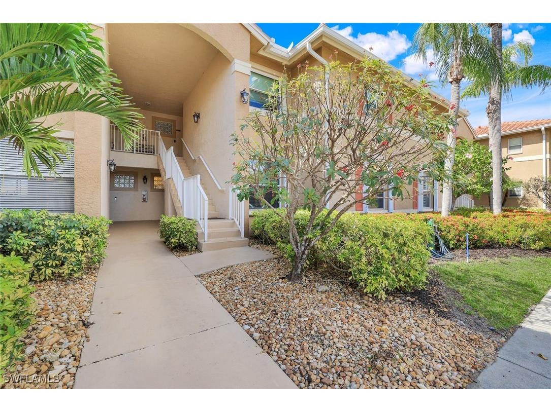 6930 Huntington Lakes Circle #102 Naples FL 34119 225077896 image1