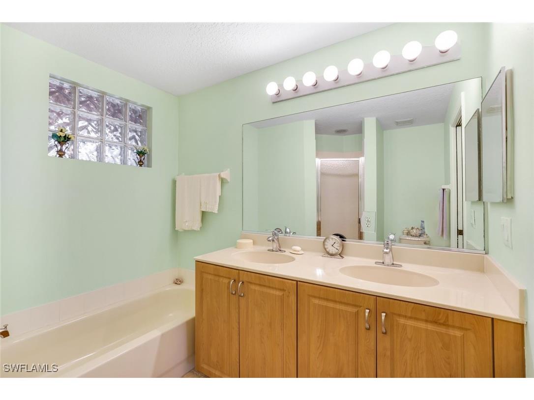 6930 Huntington Lakes Circle #102 Naples FL 34119 225077896 image18