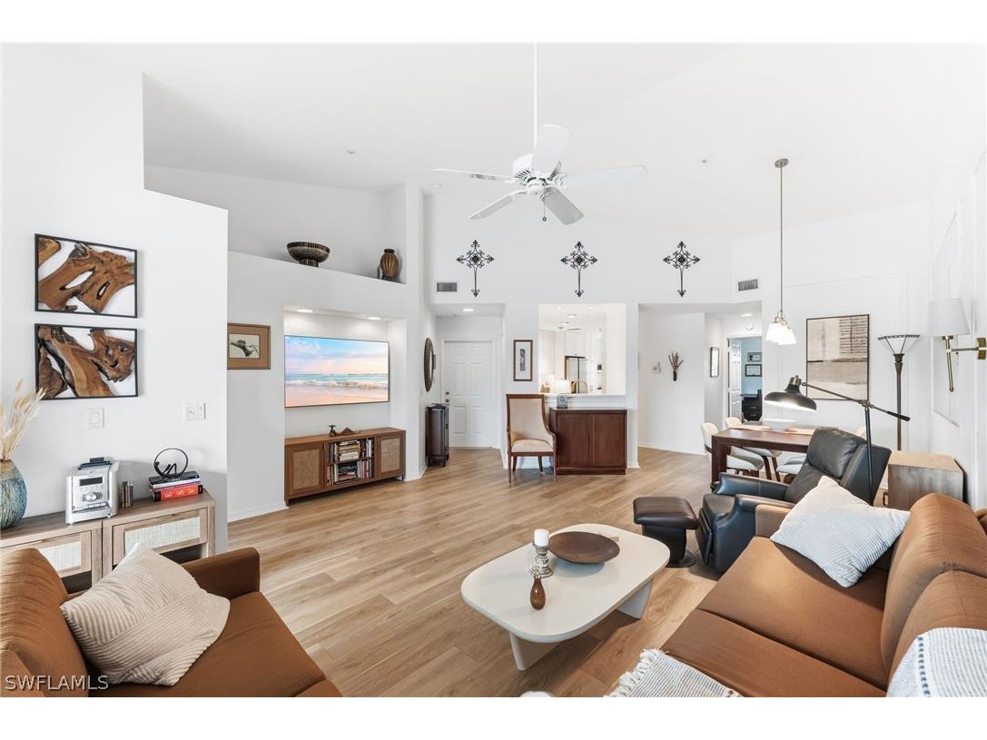6930 Huntington Lakes Circle #203 Naples FL 34119 226012146 image2