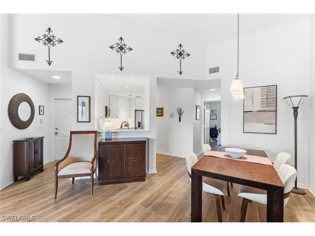 6930 Huntington Lakes Circle #203 Naples FL 34119 226012146 image5
