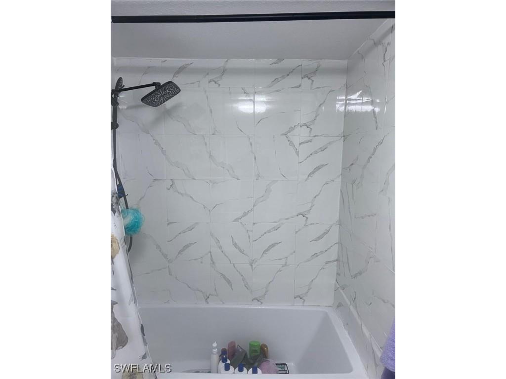 6930 Miami Gardens Drive #201 Hialeah FL 33015 225052264 image20