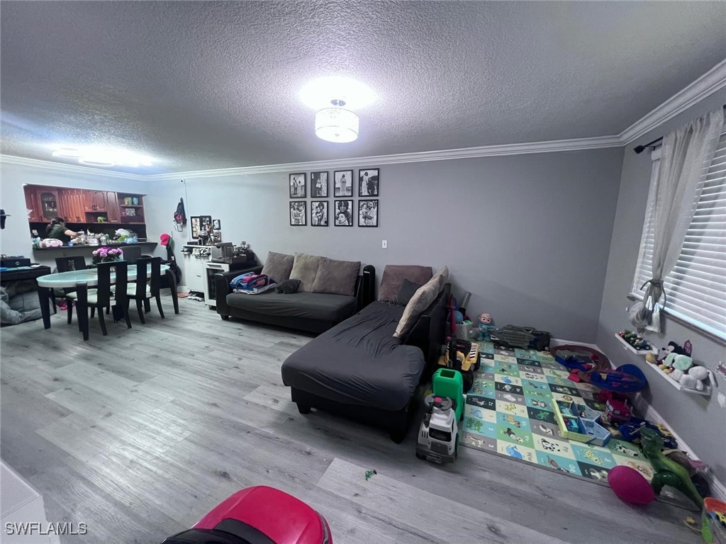 6930 Miami Gardens Drive #201 Hialeah FL 33015 225052264 image9