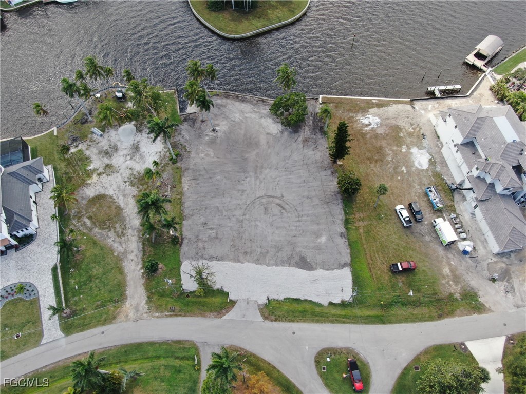 6932 Old Whiskey Creek Drive Fort Myers FL 33919 2025025414 image2