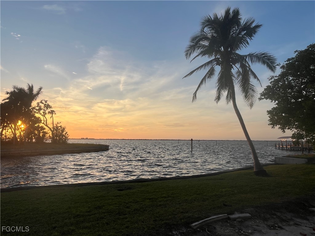 6932 Old Whiskey Creek Drive Fort Myers FL 33919 2025025414 image3