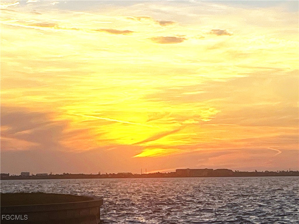 6932 Old Whiskey Creek Drive Fort Myers FL 33919 2025025414 image5