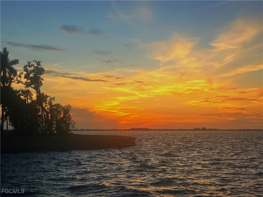 6932 Old Whiskey Creek Drive Fort Myers FL 33919 2025025414 image6