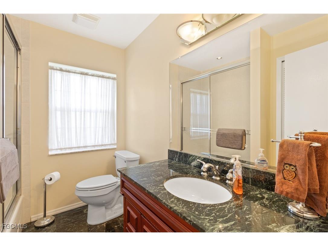 6944 Essex Drive Fort Myers FL 33919 2026000519 image18