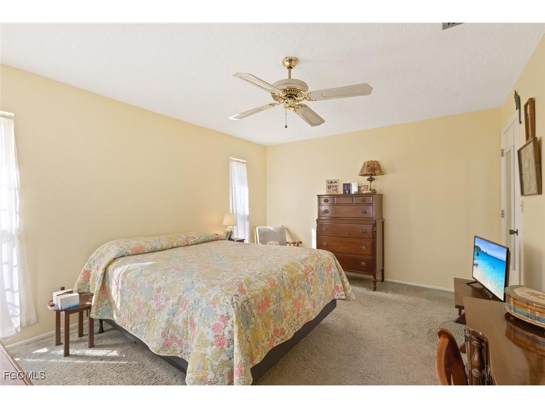 6944 Essex Drive Fort Myers FL 33919 2026000519 image19