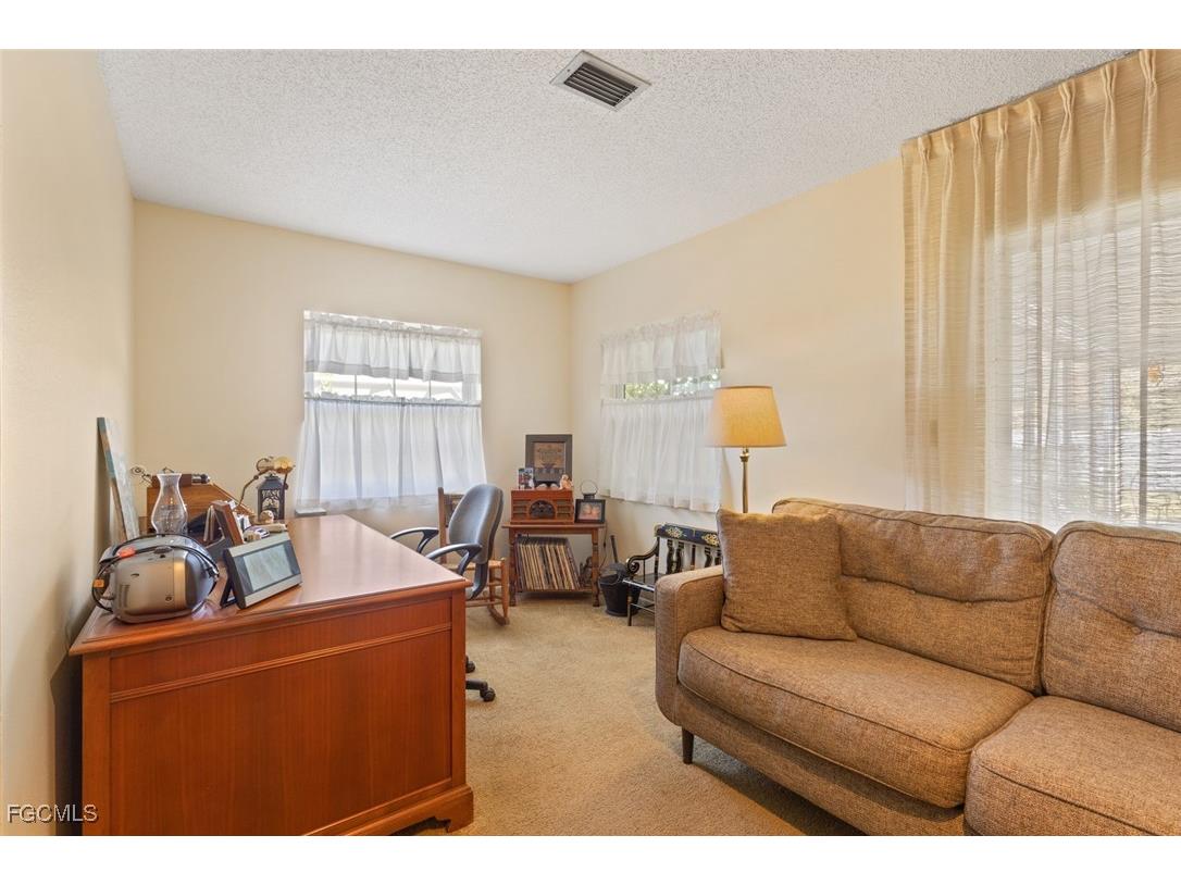 6944 Essex Drive Fort Myers FL 33919 2026000519 image20