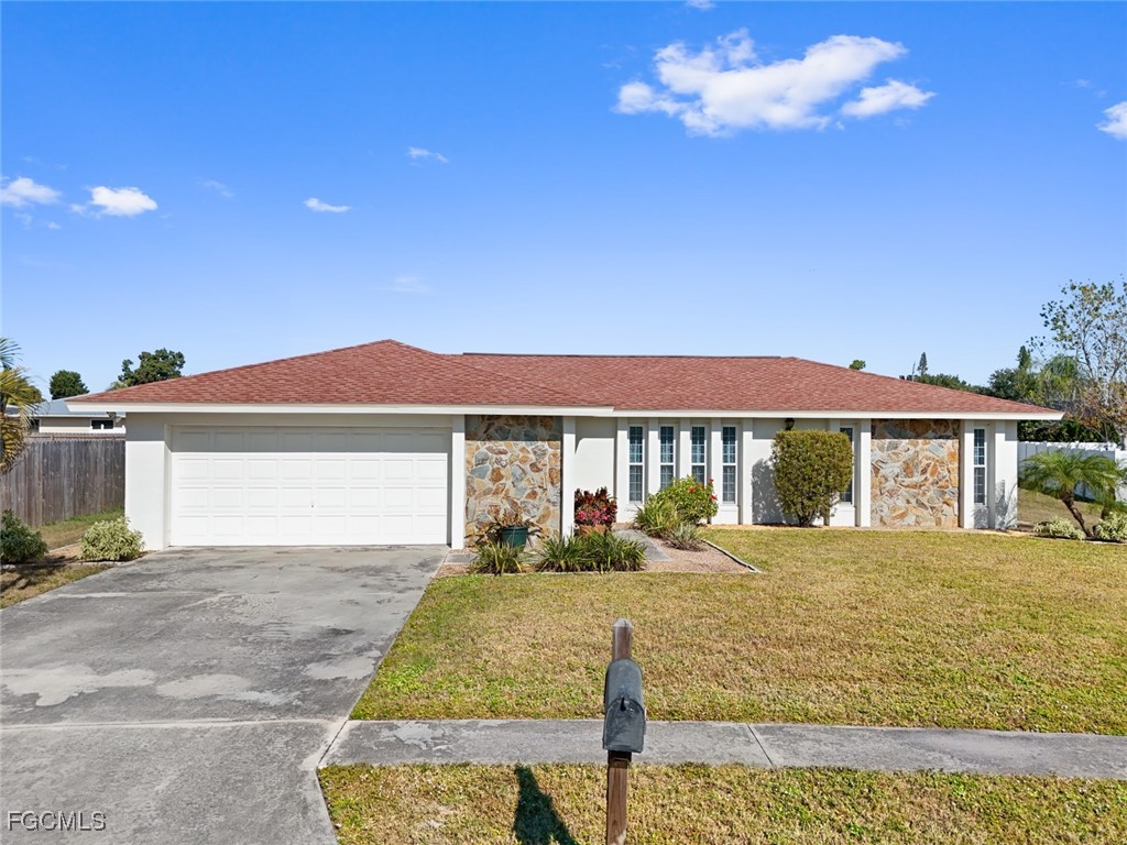 6944 Essex Drive Fort Myers FL 33919 2026000519 image25