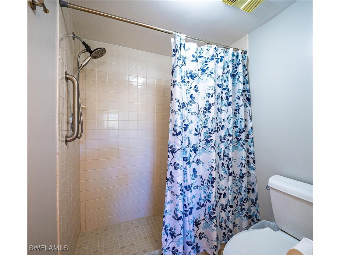 6945 Dennis Circle #I-107 Naples FL 34104 225084882 image20