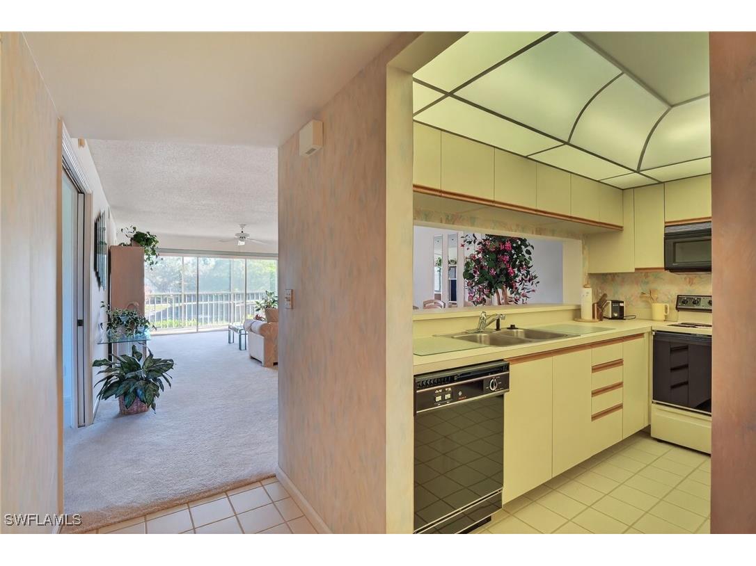 6945 Dennis Circle #I201 Naples FL 34104 226000172 image4