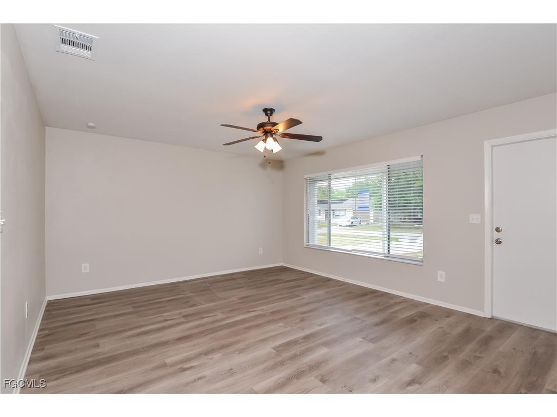 6947 Roslyn Court North Port FL 34287 2025005024 image2